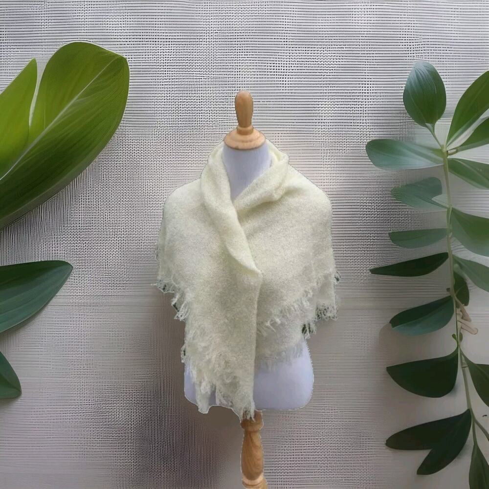 Oversized Japanese Acrylic Scarf/Wrap/Shawl 40" X 42" Vtg Versatile Classy